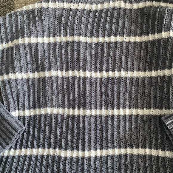 No Boundaries gray cardigan size XS - Picture 9 of 10